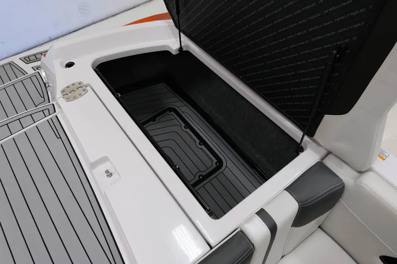 Slide: The Image of Nautique G23 2015 - 20