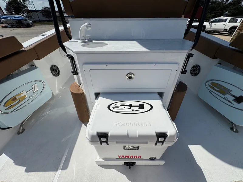 Slide: The Image of Sea Hunt Ultra 265 SE 2026 - 33