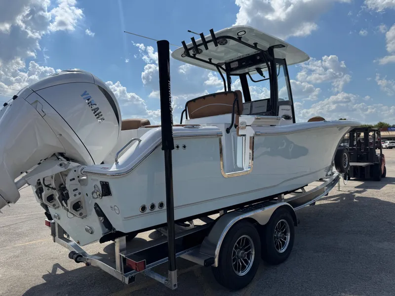 Slide: The Image of Sea Hunt Ultra 265 SE 2026 - 9