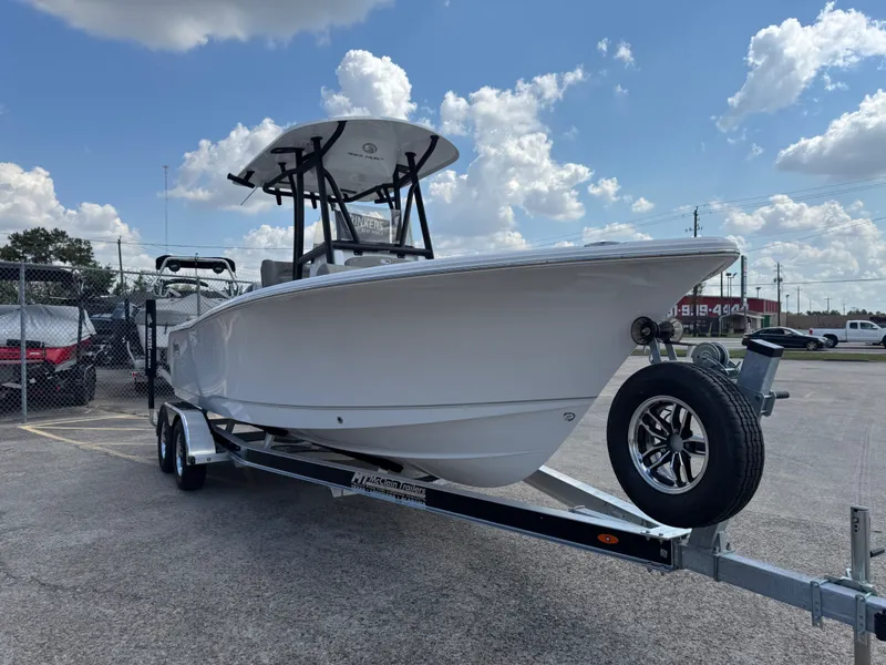 Slide: The Image of Sea Hunt Ultra 229 2026 - 5