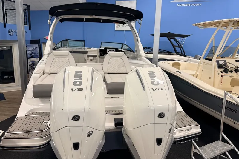 Slide: The Image of Sea Ray SDX 290 Outboard 2026 - 5