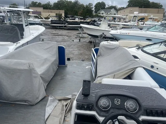 Slide: The Image of Godfrey Sweetwater 2186 FS 2022 - 5