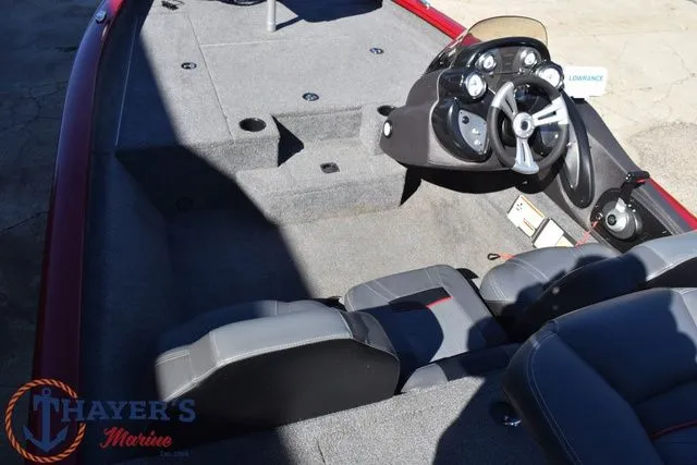 Slide: The Image of Tracker PRO175 2021 - 11