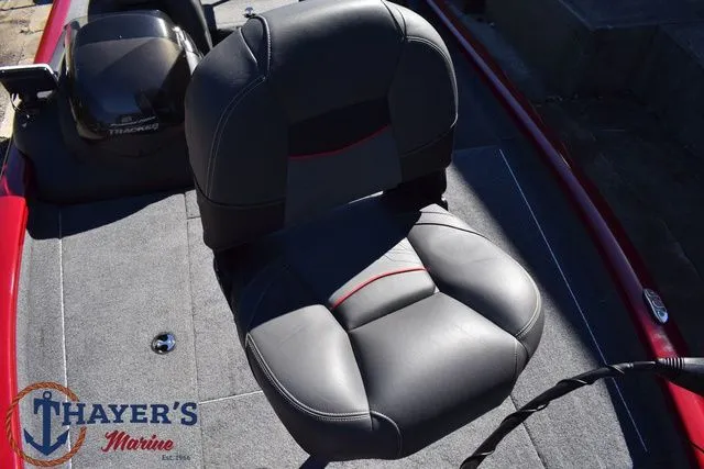 Slide: The Image of Tracker PRO175 2021 - 17