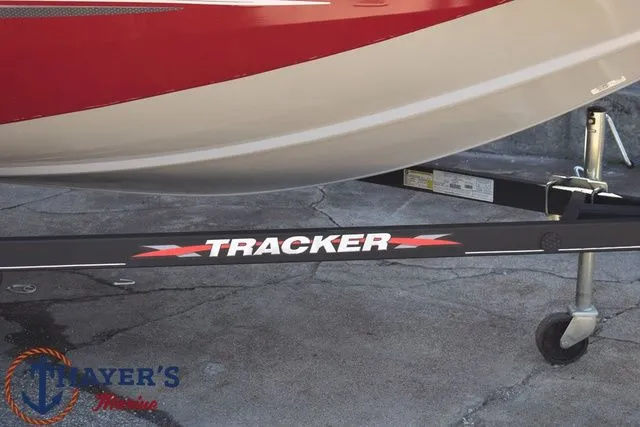 Slide: The Image of Tracker PRO175 2021 - 3