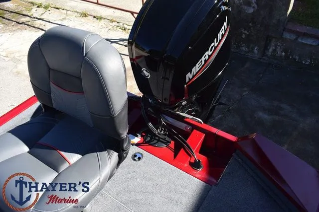 Slide: The Image of Tracker PRO175 2021 - 9