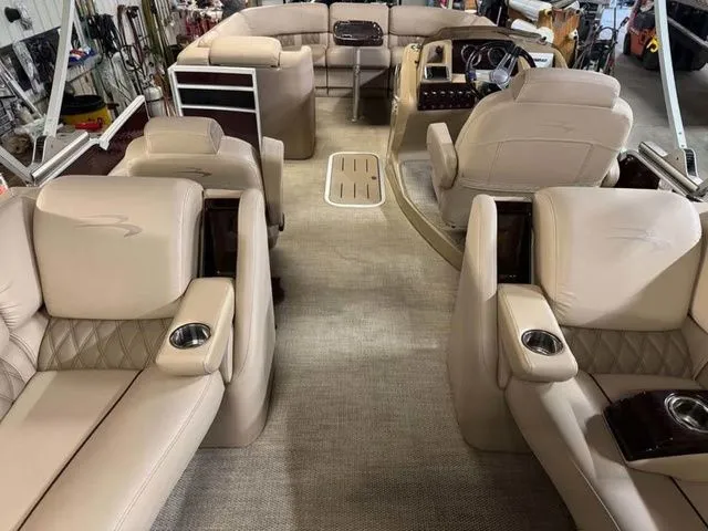 Slide: The Image of Bennington 23 RSR 2017 - 7