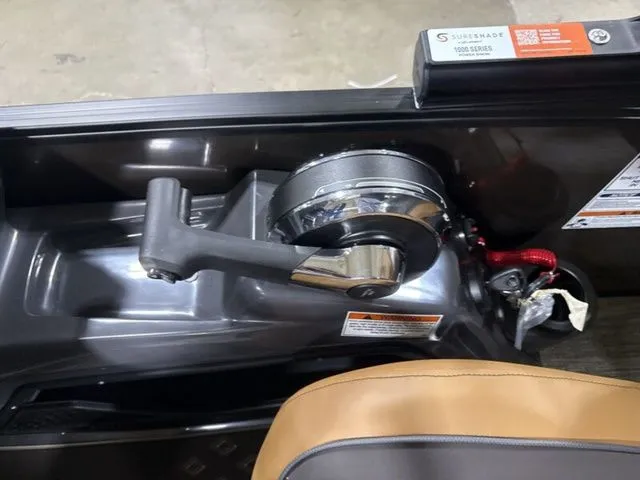 Slide: The Image of Bennington M Quad Bench 24 MSL Tritoon 2026 - 15