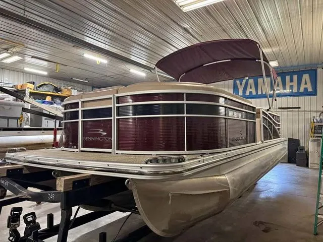 Slide: The Image of Bennington 23 RSR 2017 - 2