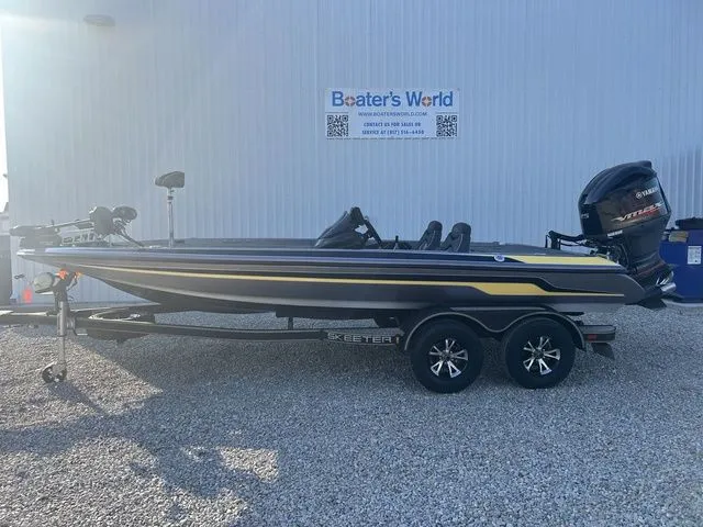 Slide: The Image of Skeeter ZX225 2019 - 2