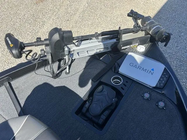 Slide: The Image of Ranger Boats Z520C Ranger Cup Equipped 2020 - 21