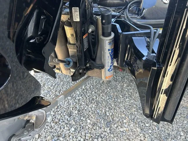 Slide: The Image of Ranger Boats Z520C Ranger Cup Equipped 2020 - 23