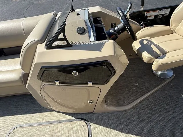 Slide: The Image of Manitou SL 25 Encore SHP 373 2021 - 9