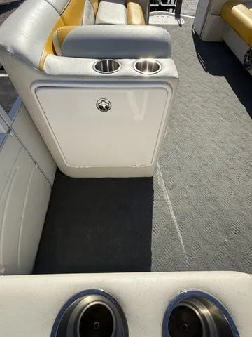 Slide: The Image of JC 266 IO 2006 - 12