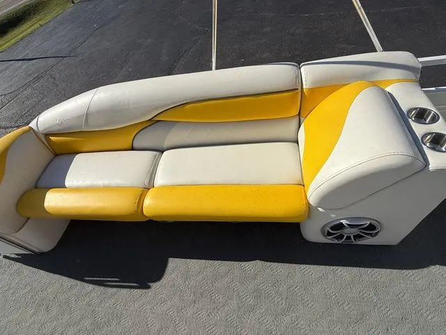 Slide: The Image of JC 266 IO 2006 - 13