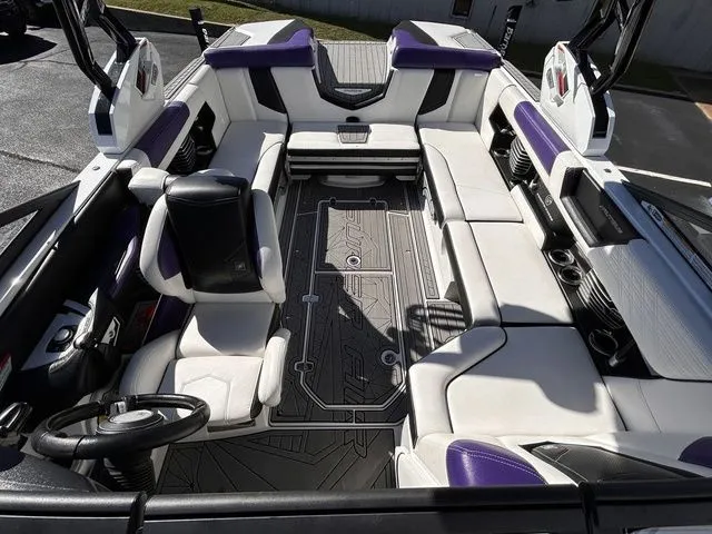 Slide: The Image of Nautique G23 2017 - 5