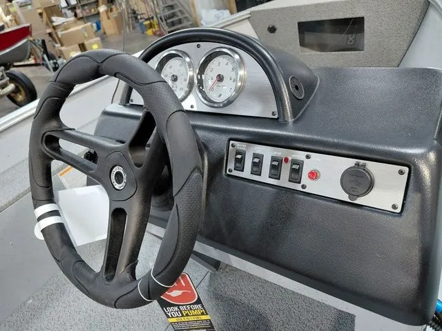 Slide: The Image of Lund 1400 Fury SS 2026 - 14