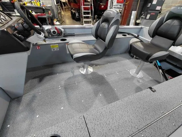 Slide: The Image of Lund 1400 Fury SS 2026 - 5