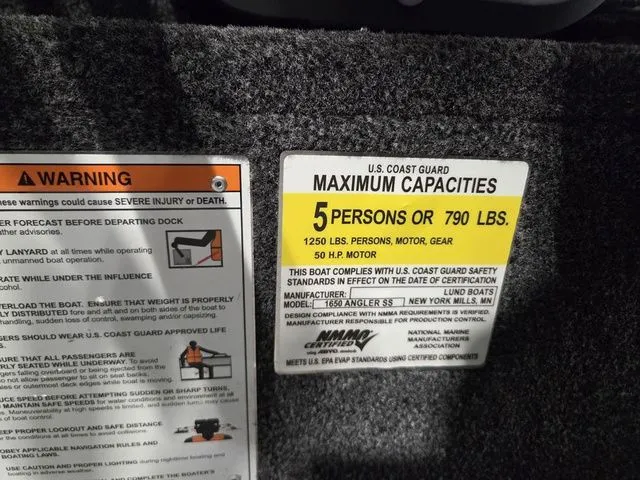 Slide: The Image of Lund 1650 Angler SS 2026 - 12