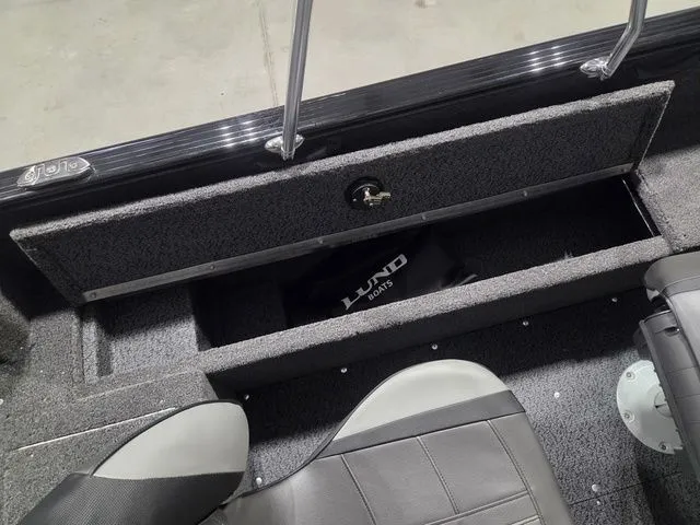 Slide: The Image of Lund 1650 Rebel XL Sport 2026 - 9