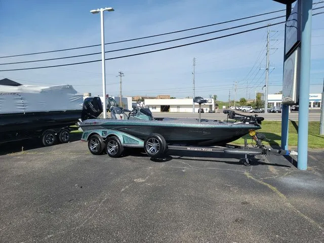 The Image of Ranger Z520R 2026 - 1