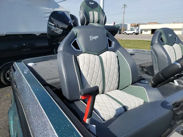 Slide: The Image of Ranger Z520R 2026 - 5