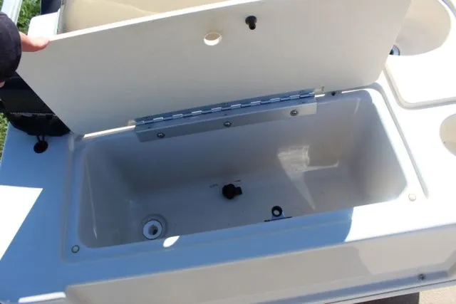 Slide: The Image of Harris Super Sunliner 200 2000 - 15