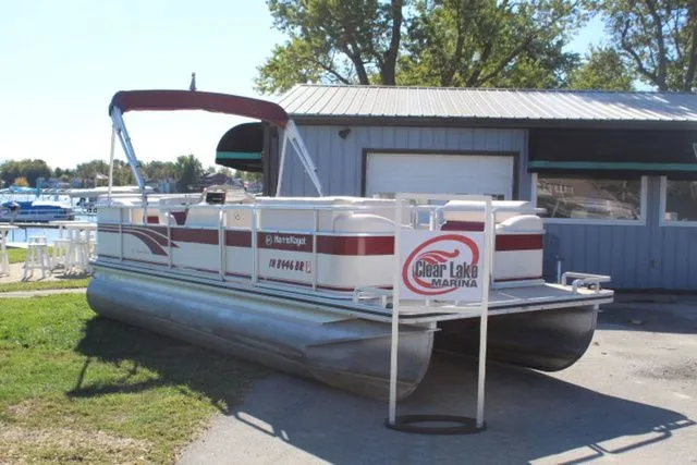 Slide: The Image of Harris Super Sunliner 200 2000 - 5