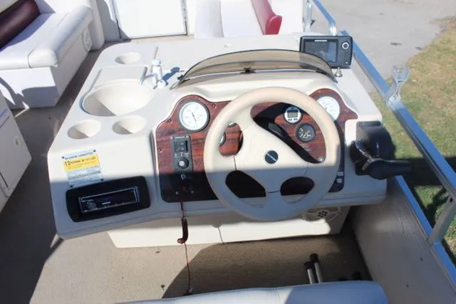 Slide: The Image of Harris Super Sunliner 200 2000 - 9