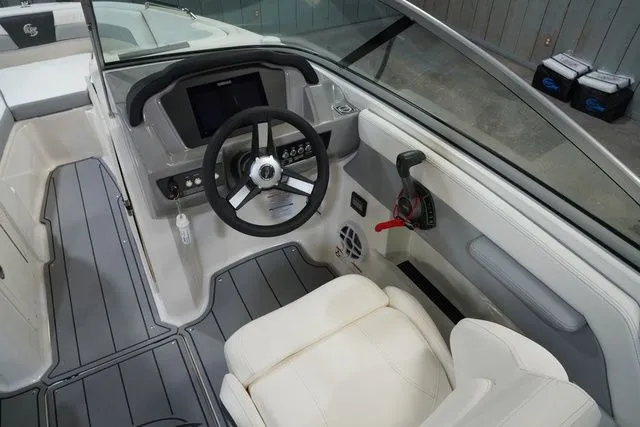 Slide: The Image of Chaparral 21 Surf 2022 - 18