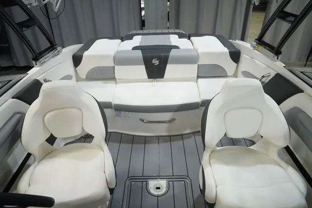 Slide: The Image of Chaparral 21 Surf 2022 - 24