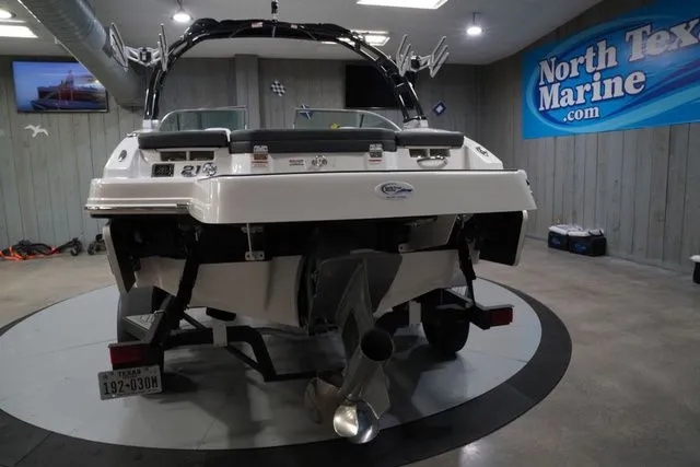 Slide: The Image of Chaparral 21 Surf 2022 - 9