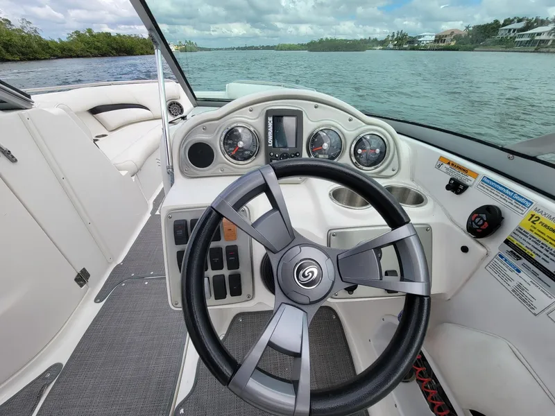 Slide: The Image of Hurricane 2400 Sundeck OB X/Treme 2014 - 7