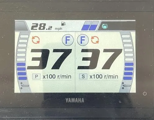 Slide: The Image of Yamaha display showing 28.2 mph speed and 3700 RPM on Grady-White Marlin 300. - 15