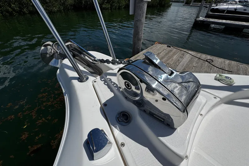Slide: The Image of 2008 Seaswirl Striper 2901 Walkaround O/B boat anchor system at dock. - 54