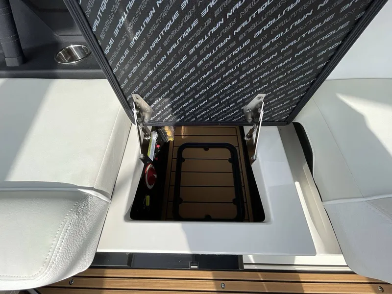 Slide: The Image of Nautique Super Air Nautique S23 2026 - 29