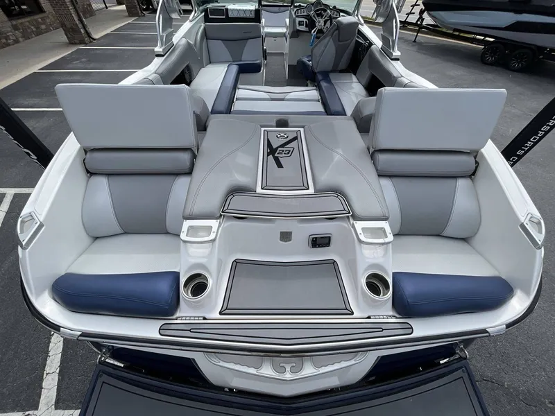 Slide: The Image of MasterCraft X23 2016 - 26