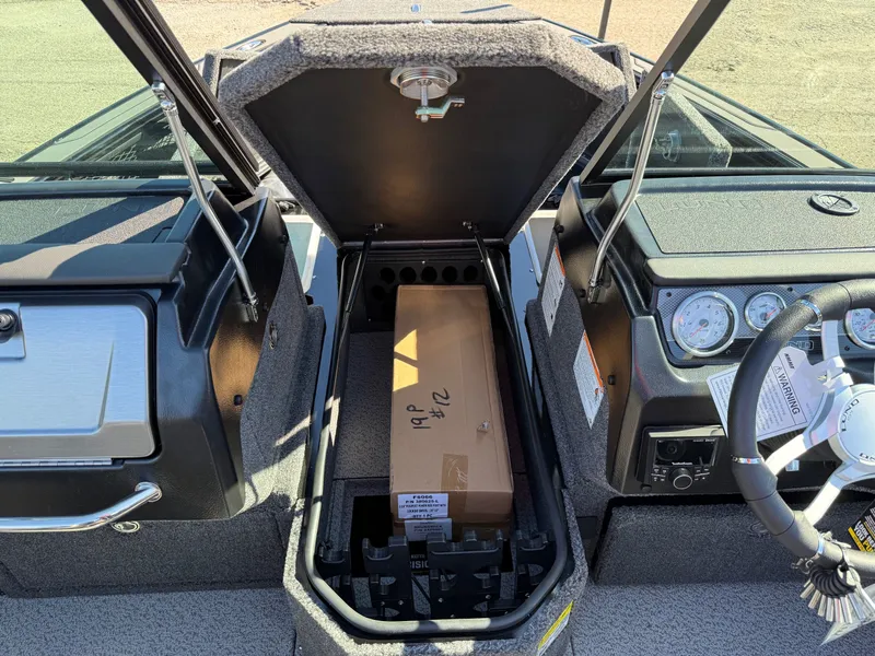 Slide: The Image of Lund 1975 Pro-V Sport 2026 - 3