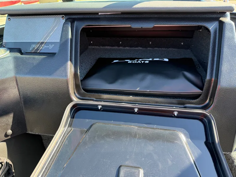 Slide: The Image of Lund 1975 Pro-V Sport 2026 - 5