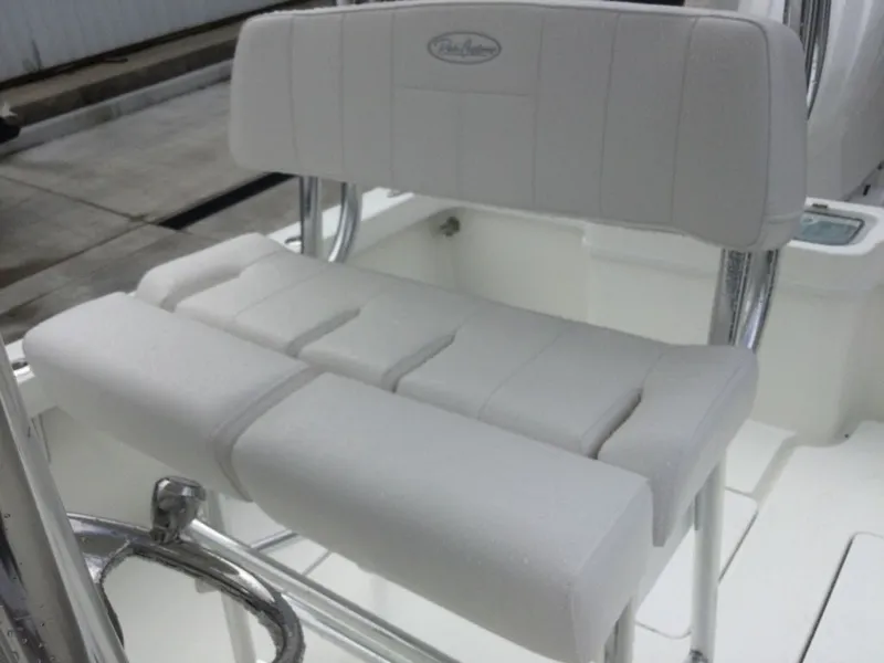 Slide: The Image of Pair Customs 21 Center Console MV 2026 - 16