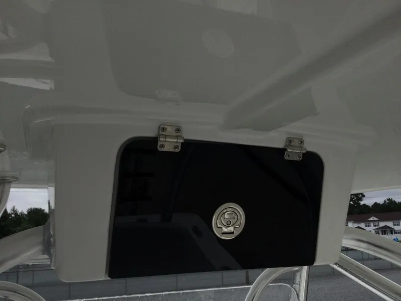 Slide: The Image of Pair Customs 21 Center Console MV 2026 - 27