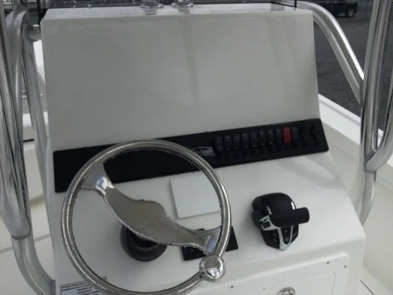 Slide: The Image of Pair Customs 21 Center Console MV 2026 - 29