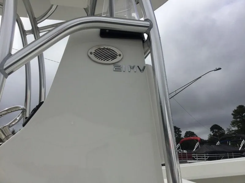 Slide: The Image of Pair Customs 21MV Center Console 2026 - 28