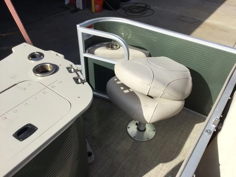 Slide: The Image of Bennington 22 SSX DG S/EM Y 2018 - 15