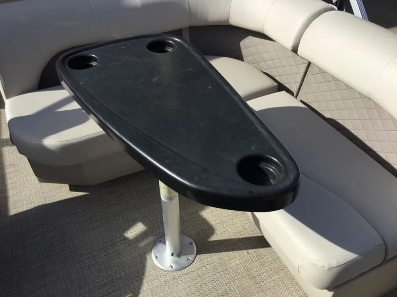 Slide: The Image of Bennington 22 SSX DG S/EM Y 2018 - 9