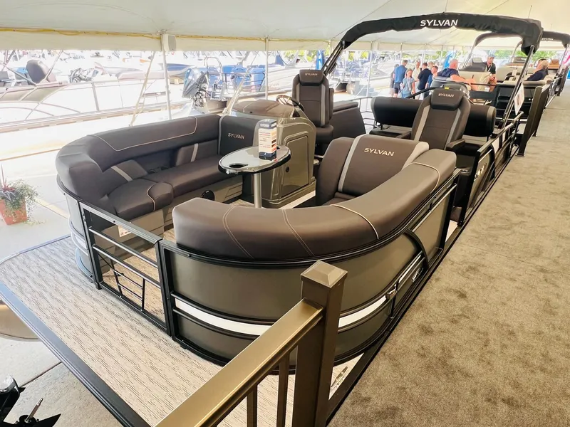 Slide: The Image of Sylvan X3 CLZ DH Mirage - Platinum Pkg 2026 - 15