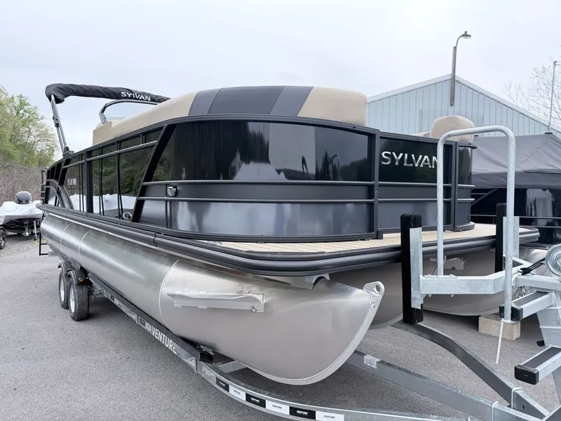 Slide: The Image of Sylvan L5 DLZ Bar Tritoon 2026 - 6