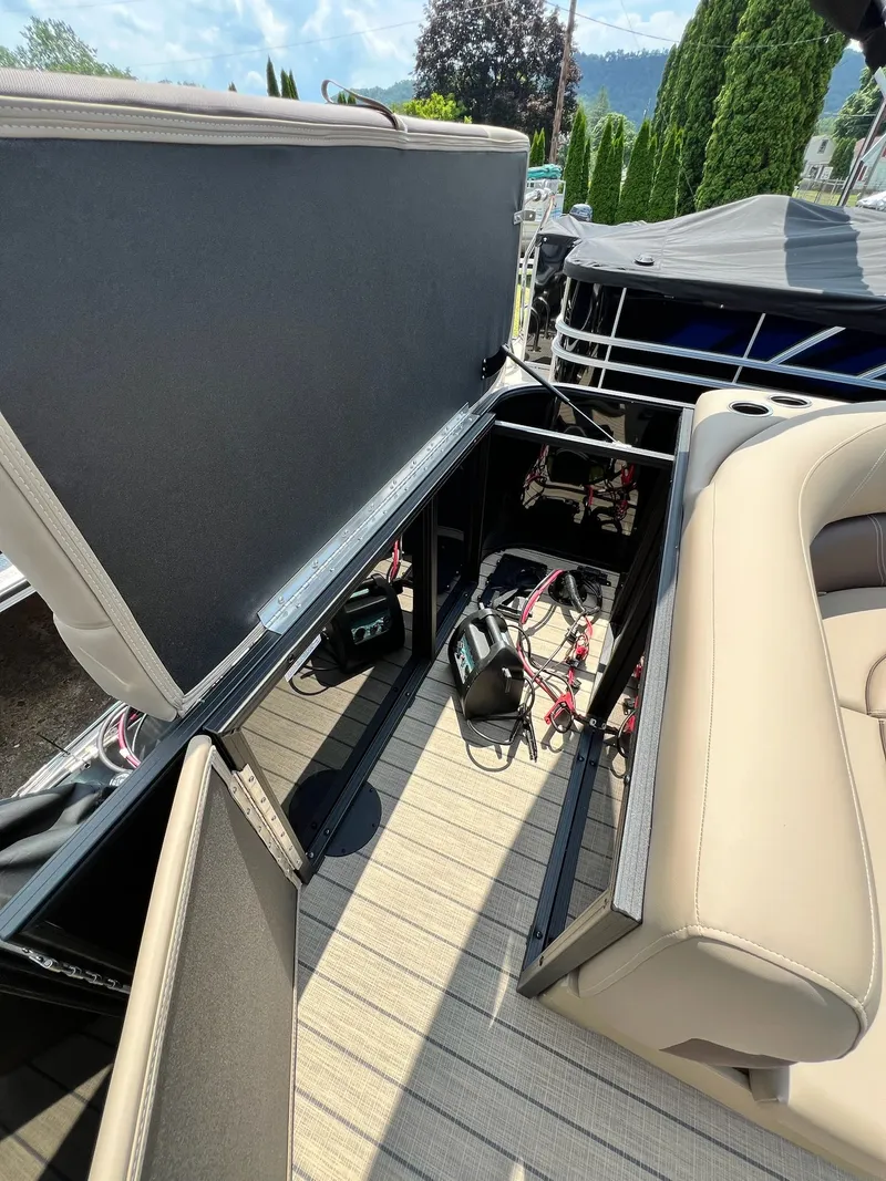 Slide: The Image of Sylvan Mirage 8520 Cruise 2026 - 17