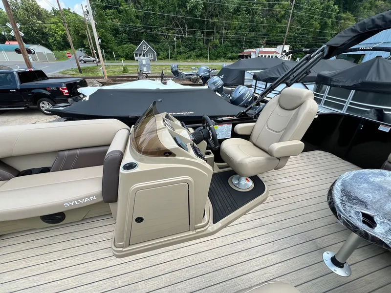 Slide: The Image of Sylvan Mirage 8520 Cruise 2026 - 26