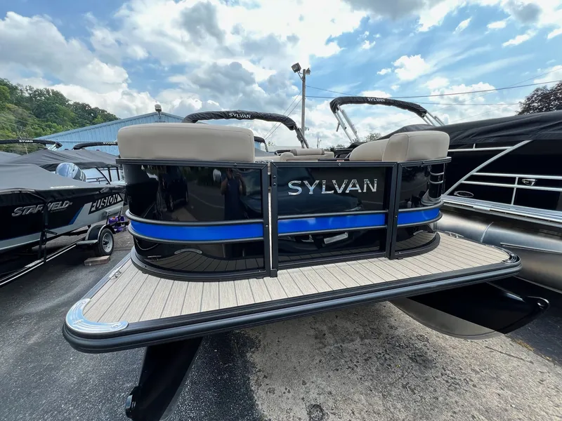 Slide: The Image of Sylvan Mirage 8520 Cruise 2026 - 3